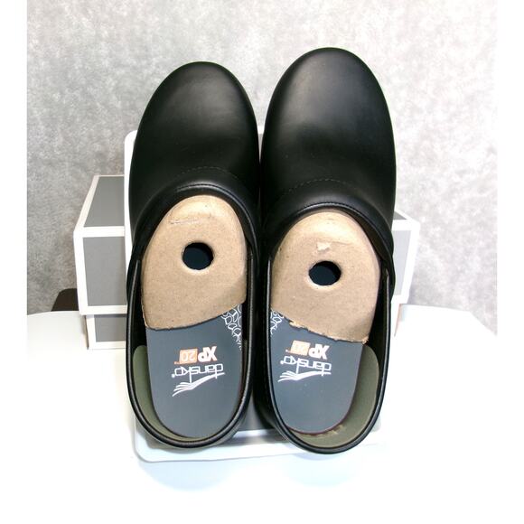 NIB Dansko XP 2.0 Black Waterproof Pull Up Nursing Clog Size EU 39W US 8.5-9 - Picture 4 of 10